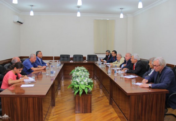 Արցախի խորհրդարանական խմբակցությունների ներկայացուցիչները հանդիպել են թուրք հասարակական գործիչների հետ