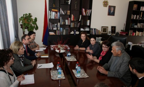 ՀՀ մշակույթի նախարար Հասմիկ Պողոսյանն ընդունեց «ԱմԷն» միջազգային նախագծի կազմակերպչական խմբին