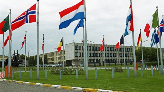 НАТО в 2016 году увеличит оборонные расходы на три миллиарда долларов
