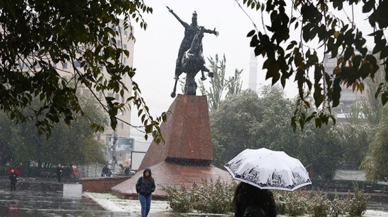 МЧС Армении предупреждает: в отдельных регионах республики порывы ветра достигнут 25-30 м/с