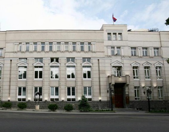 Դեռևս 14 բանկ չի բավարարում ԿԲ պահանջին