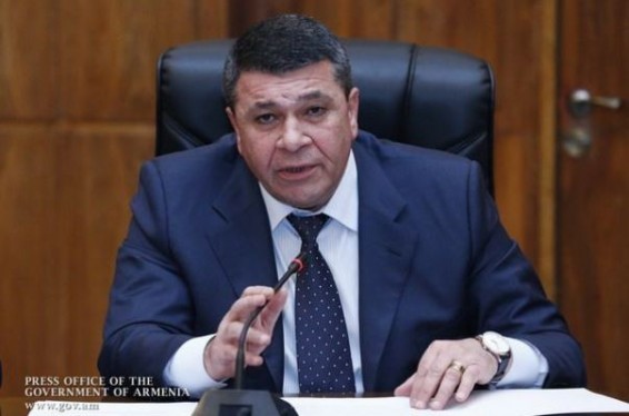 Տրանսպորտային միջոցների վերահաշվառման թույլտվությունը 1 ամսվա փոխարեն կտրամադրվի 10 օրվա ընթացքում. Վլադիմիր Գասպարյան