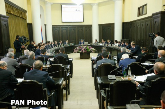 50 մարդուց բաղկացած խումբը հանրաքվե նախաձեռնելու իրավունք կունենա. նախագիծն ընդունվեց