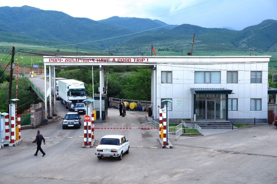 Հայտնաբերվեց 2 տարի անց, Բագրատաշենի սահմանային անցակետում