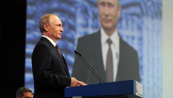 Путин заявил, что демократию в Сирии силой не установить