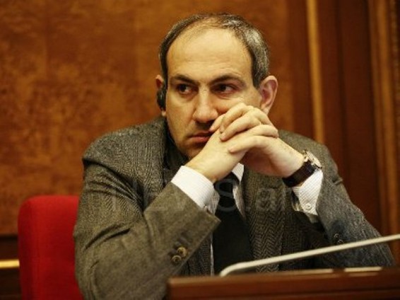 «Կոռուպցիայի թանգարան է բաց երկնքի տակ». Փաշինյանն առաջարկում է Հովիկ Աբրահամյանին գիդ նշանակել Մոնումենտում