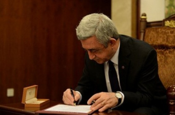 ՀՀ Նախագահը ստորագրել է ԱԶԲ-ի հետ վարկային համաձայնագիրը վավերացնելու մասին օրենքը