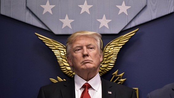 Трамп заявил, что Америка быстро становится великой