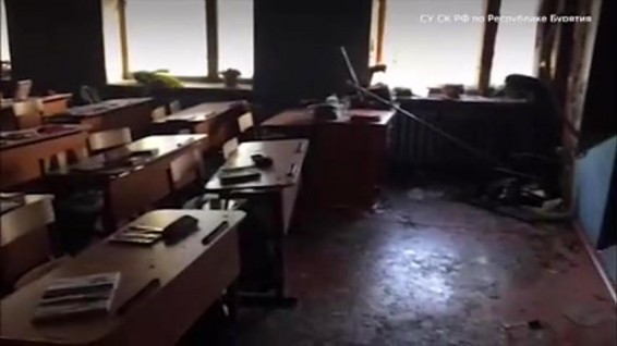 Опубликовано видео с места нападения на школу в Бурятии