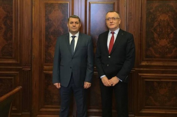 Դեսպան Մինասյանը Ռումինիայում  հանդիպել է AUF-ի նախագահին