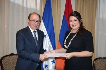 ՀՀ դեսպանը հավատարմագրերի պատճենն է հանձնել Հոնդուրասի Արտաքին հարաբերությունների և միջազգային համագործակցության քարտուղարին