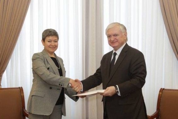 Մեքսիկայի նորանշանակ դեսպանը հավատարմագրերի պատճենն է հանձնել Նալբանդյանին