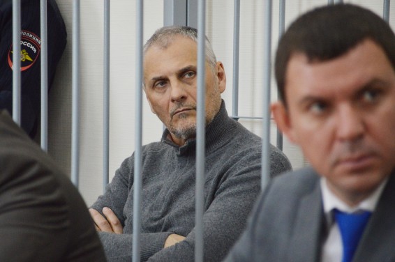 Экс-губернатор Сахалинской области Хорошавин осужден на 13 лет колонии строгого режима