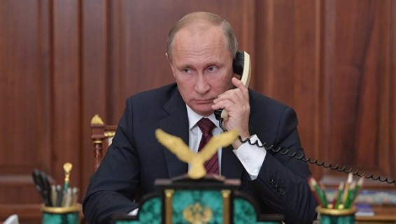 В Кремле рассказали подробности разговора Путина и Порошенко