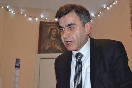 «Ինչքա՞ն փող կտաք». Վիրաբյանի դեմ ապացույցը անհրաժեշտ պահին «մեյդան» կհանվի. «Իրատես»