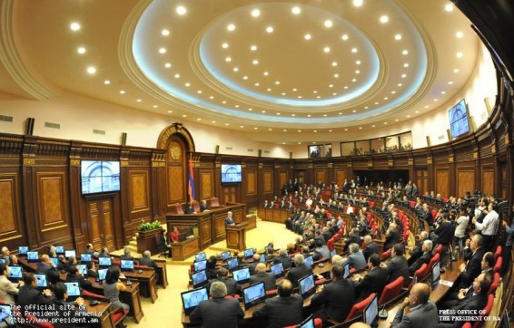 Ուղիղ. ԱԺ արտահերթ նիստ. քվեարկության կդրվի ԸՕ-ում փոփոխությունների նախագիծը