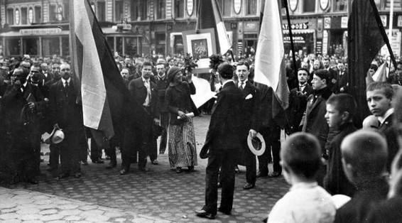 Диванное ликование: почему войну ожидают с радостью?