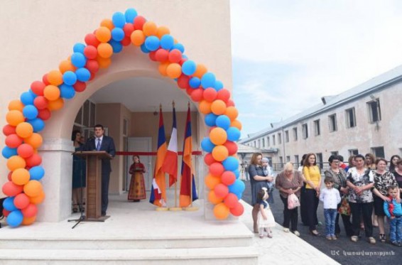 Արցախի պետական նախարարը մասնակցել է Գետավանի նորակառույց համայնքային կենտրոնի բացման արարողությանը