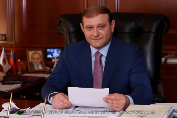 Поздравительное послание мэра Еревана Тарона Маргаряна по случаю Дня Республики
