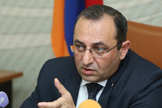 Արծվիկ Մինասյանն այդպես էլ նախարար չդարձավ՝ դիսկոմֆորտի մեջ է. «Հրապարակ»
