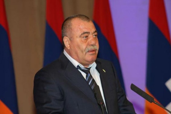 Մանվել Գրիգորյանն իրեն քաղբանտարկյալ չի համարում. Արսեն Մկրտչյան