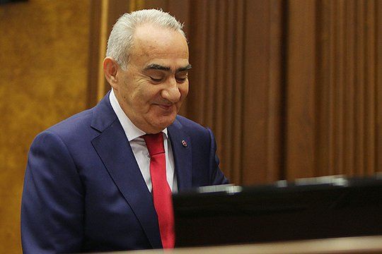 Քաղաքապետի բան չեն. Գալուստ Սահակյանը՝ քաղաքապետի թեկնածուների մասին