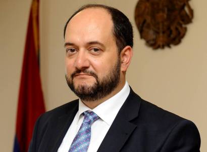 «Հրապարակ». «Իմ քայլը» դաշինքից ցուցակում է ԿԳ նախարարի եղբայրը. ոմանց զարմացել են