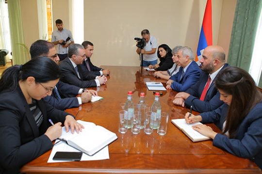 Արցախի հարցում այժմ կարևորագույն խնդիրը անվտանգության և կարգավիճակի ապահովումն է. Զոհրաբ Մանցականյան