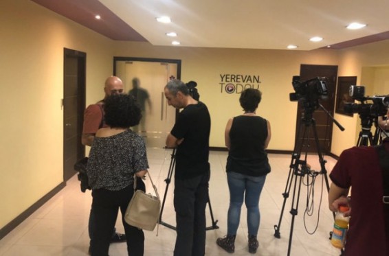 Yerevan.today խմբագրությունում կատարվող խուզարկությունը որևէ կերպ առնչություն չունի իրականացվող լրագրողական գործունեության հետ. ՔԿ