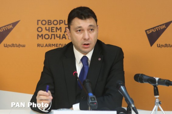 ԱԺ դռները բացելը ականջահաճո հայտարարություն է. այնպես չէ, որ Ն. Փաշինյանը բաց աշխատանքի կողմնակից է, մենք` փակ. Է. Շարմազանով