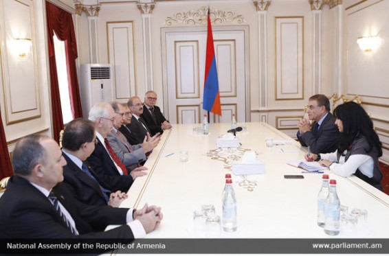 Արա Բաբլոյանն ընդունել է Ամերիկայի Հայ Ավետարանչական ընկերակցության պատվիրակությանը