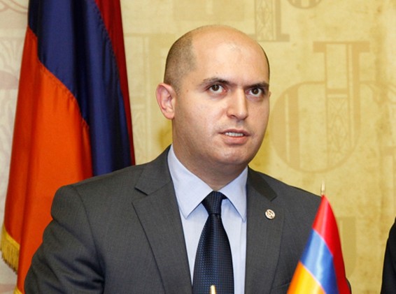 «Կարծես մենք էինք Հանրապետության հրապարակում ժողովրդին խոստանում կարճ ժամանակահատվածում բյուջեն առնվազն 800 մլն դոլարով ավելացնել». Աշոտյանը՝ Փաշինյանին