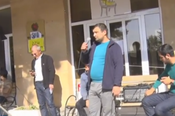 Մարալիկում կրկին լարված իրավիճակ է. քաղաքապետարանի դուռը փակ է, իսկ քաղաքապետի կողմնակիցներն էլ խոստանում են պարալիզացնել երկաթգիծը