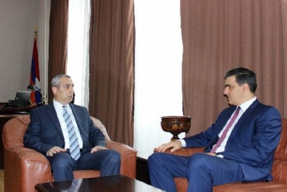 Արցախի ԱԳՆ ղեկավարն ընդունել է ՀՀ մարդու իրավունքների պաշտպանին
