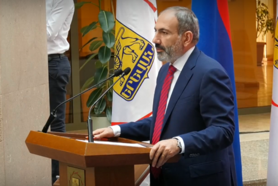 Video. Չպետք է առաջնորդվենք հինը ժխտելու, քանդելու մղումով. Նիկոլ Փաշինյանը՝ Հայկ Մարությանի երդման արարողությանը
