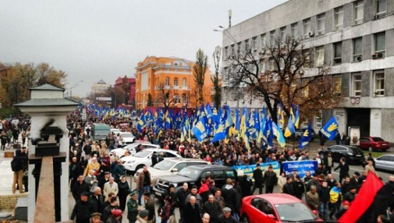 Полиция Киева: В марше в честь создания УПА участвовали 15 тыс. человек