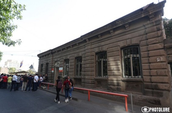 Օրենքի պահանջների խախտմամբ իրականացված շինաշխատանքների հետևանքով Արամի 23 հասցեի հուշարձան-շենքին վնաս հասցնելու դեպքի առթիվ քրեական գործ է հարուցվել