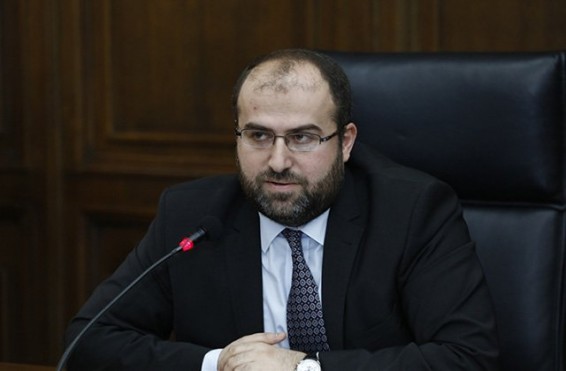 «Առանց փորձաքննության չի լինելու». Բնապահպանության նախարարի պաշտոնակատարը՝ կոկորդիլոսաբուծարանի մասին