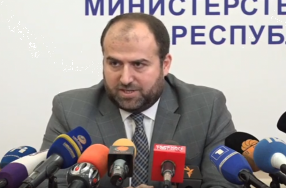 Բնապահպանության նախարարի պաշտոնակատարը հրաժարվել է պատգամավորի մանդատից, սակայն հստակ չէ՝ կմնա նախարար, թե ոչ
