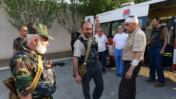Полиция: вооруженная группа 