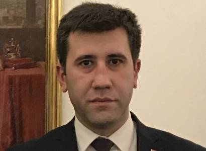 Գոնե Աղաջանովներին տեղեկացրեք վարչապետի որոշման մասին․ Ռուբեն Մելիքյանը՝ Ենոքյանի ներման գործընթացի մասին