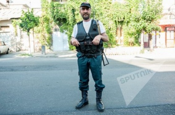 Պավլիկ Մանուկյանը դեռ երկար կմնա արհեստական շնչառության սարքին միացված. Բժիշկ
