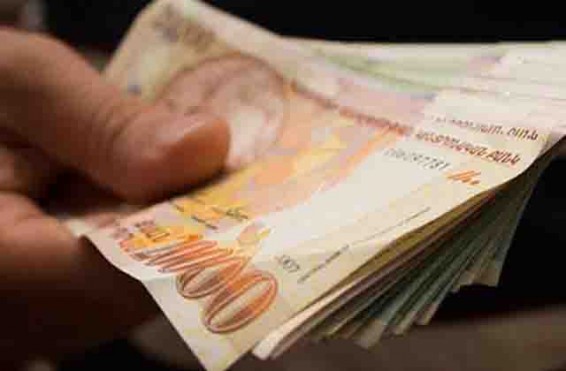 Գործակալության պետ Աշոտ Սահակյանի 2 միլիոն դրամը տարվա վերջում դարձել է 4 միլիոն