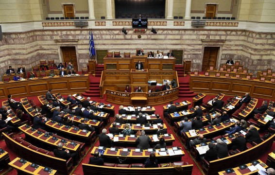 Парламент Греции одобрил соглашение Афин со Скопье о новом названии Македонии