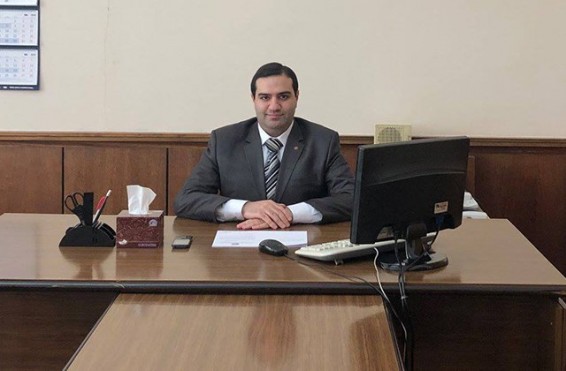 Գարեգին Պետրոսյանը աշխատանքից ազատվելու դիմում է փոխանցել Արարատ Միրզոյանին