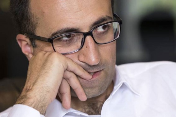 «Ո՞վ է բողոքում՝ մի երկու տնօրեն-մնօրե՞ն». Մանրամասներ «Իմ քայլում» Արսեն Թորոսյանի հետ հանդիպումից. «Հրապարակ»