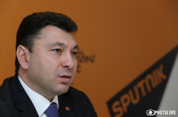 Ադրբեջանն ակտիվացրել է իր հակահայկական գործունեությունը, իսկ Փաշինյանի իշխանությունը զբաղված է սելֆի անելով, լայվ մտնելով ու ծաղիկ բաժանելով. Էդուարդ Շարմազանով