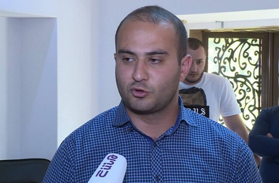 «Սպասելու ժամանակ չկա». «Ղեկը աջ» նախաձեռնության անդամները սպասում են ԱԺ որոշմանը