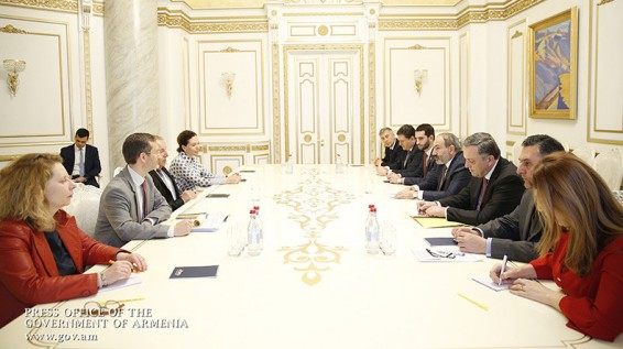Վարչապետն ընդունել է ԵԽԽՎ համազեկուցողներին