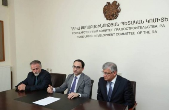 ՀՀ փոխվարչապետ Ավինյանն աշխատակազմին է ներկայացրել քաղաքաշինության կոմիտեի նորանշանակ նախագահ Վերմիշյանին